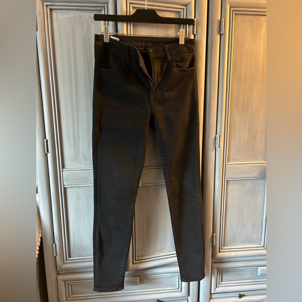 American Eagle Outfitters Black High-Rise Jeggings